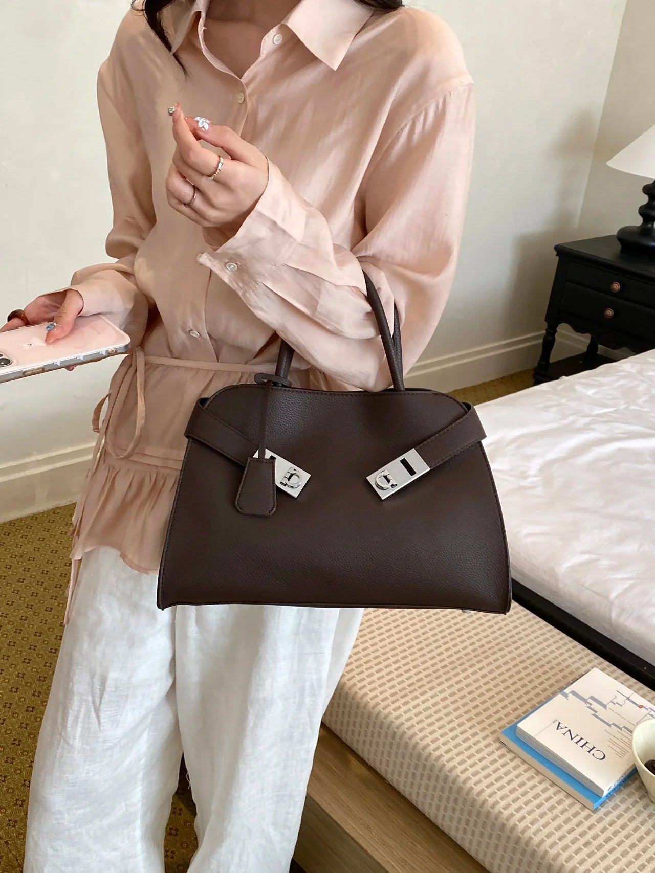 Luxury Brand Diaper Bag, Famous Designer Popular Classic Elegant, Leather Ladies Shoulder Messenger Purse