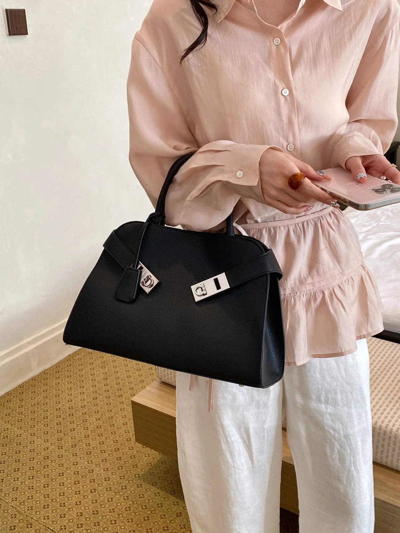 Luxury Brand Diaper Bag, Famous Designer Popular Classic Elegant, Leather Ladies Shoulder Messenger Purse