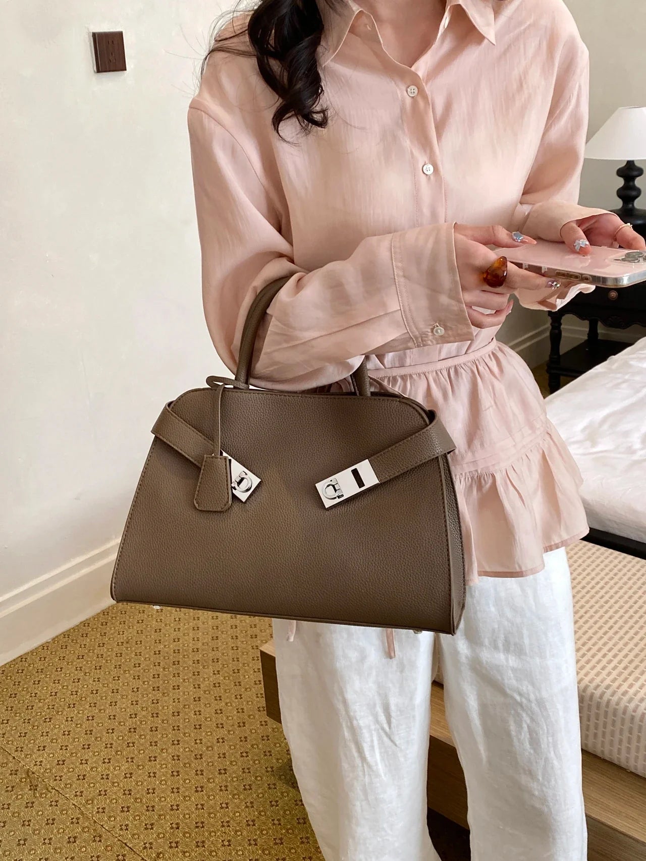 Luxury Brand Diaper Bag, Famous Designer Popular Classic Elegant, Leather Ladies Shoulder Messenger Purse