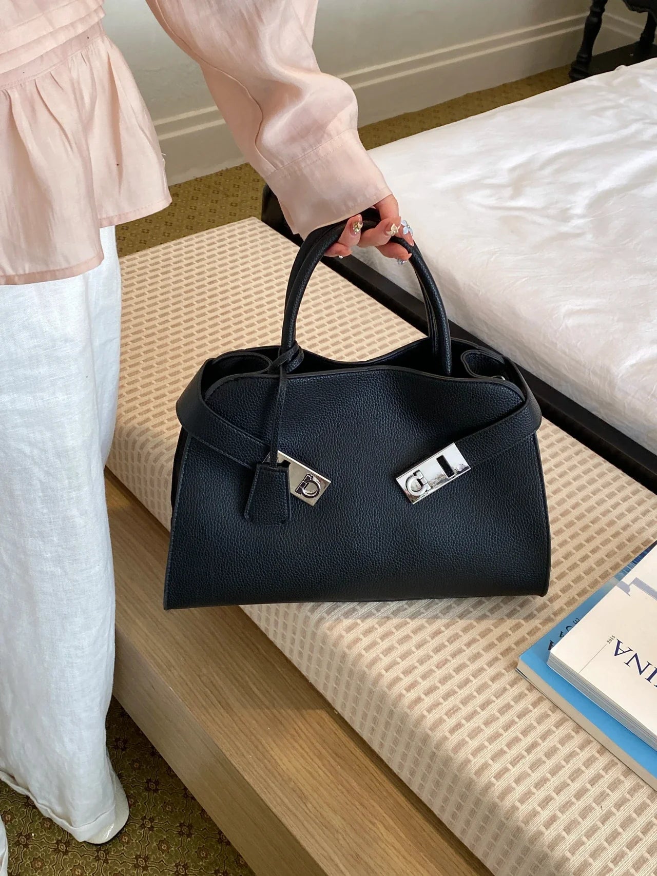 Luxury Brand Diaper Bag, Famous Designer Popular Classic Elegant, Leather Ladies Shoulder Messenger Purse