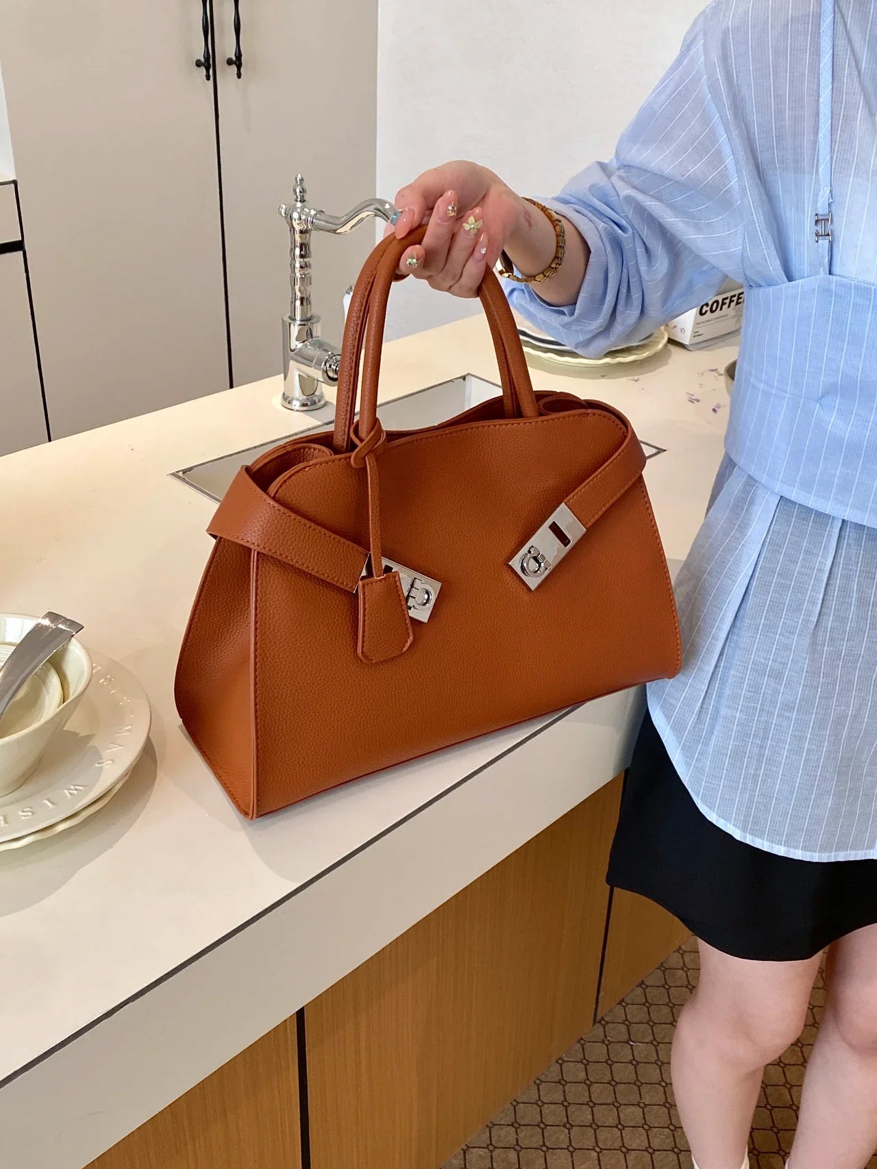 Luxury Brand Diaper Bag, Famous Designer Popular Classic Elegant, Leather Ladies Shoulder Messenger Purse