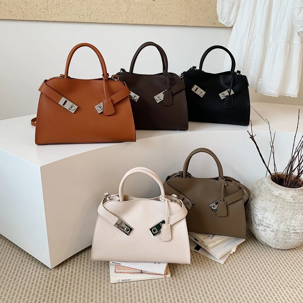 Luxury Brand Diaper Bag, Famous Designer Popular Classic Elegant, Leather Ladies Shoulder Messenger Purse