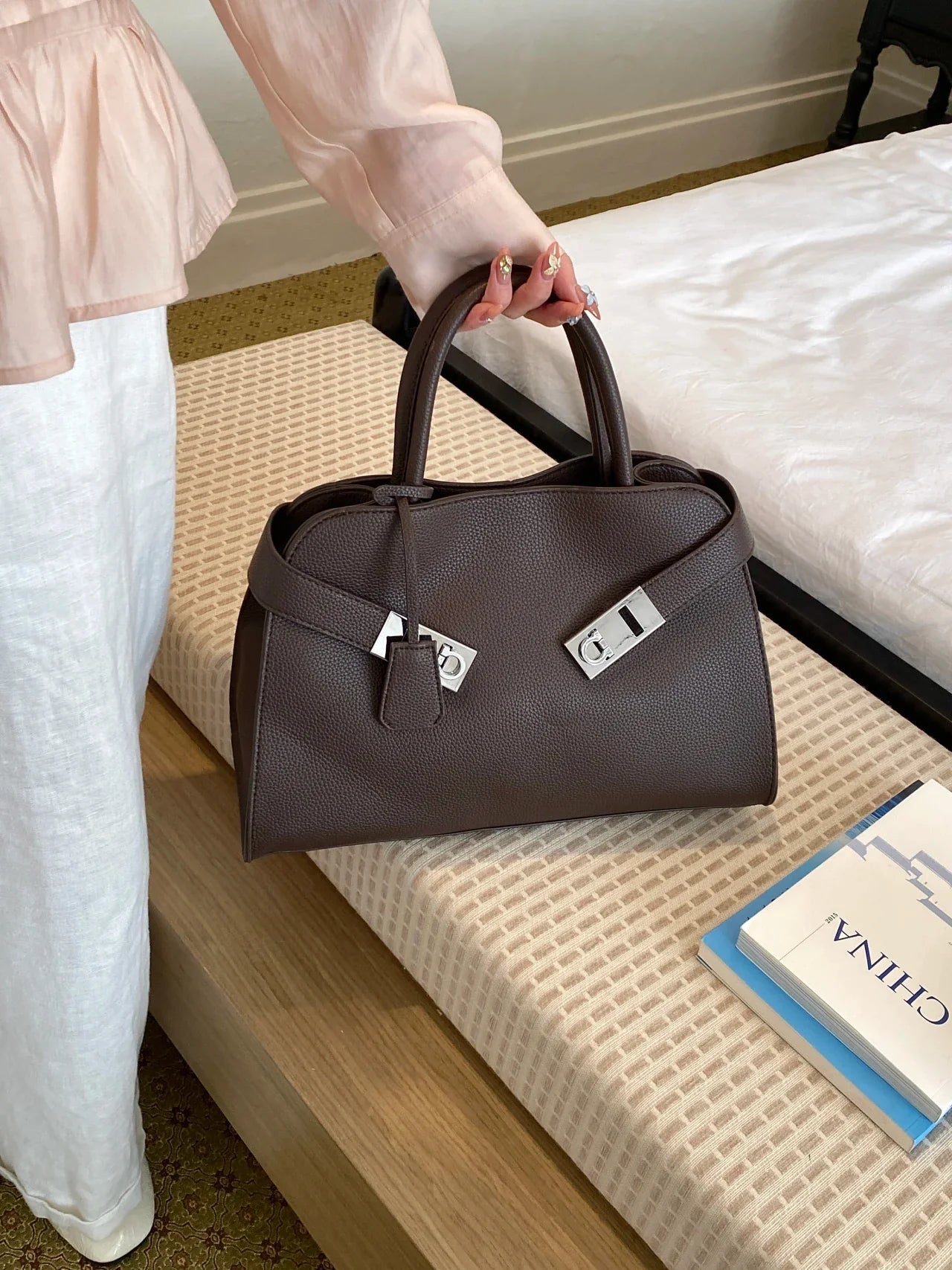 Luxury Brand Diaper Bag, Famous Designer Popular Classic Elegant, Leather Ladies Shoulder Messenger Purse