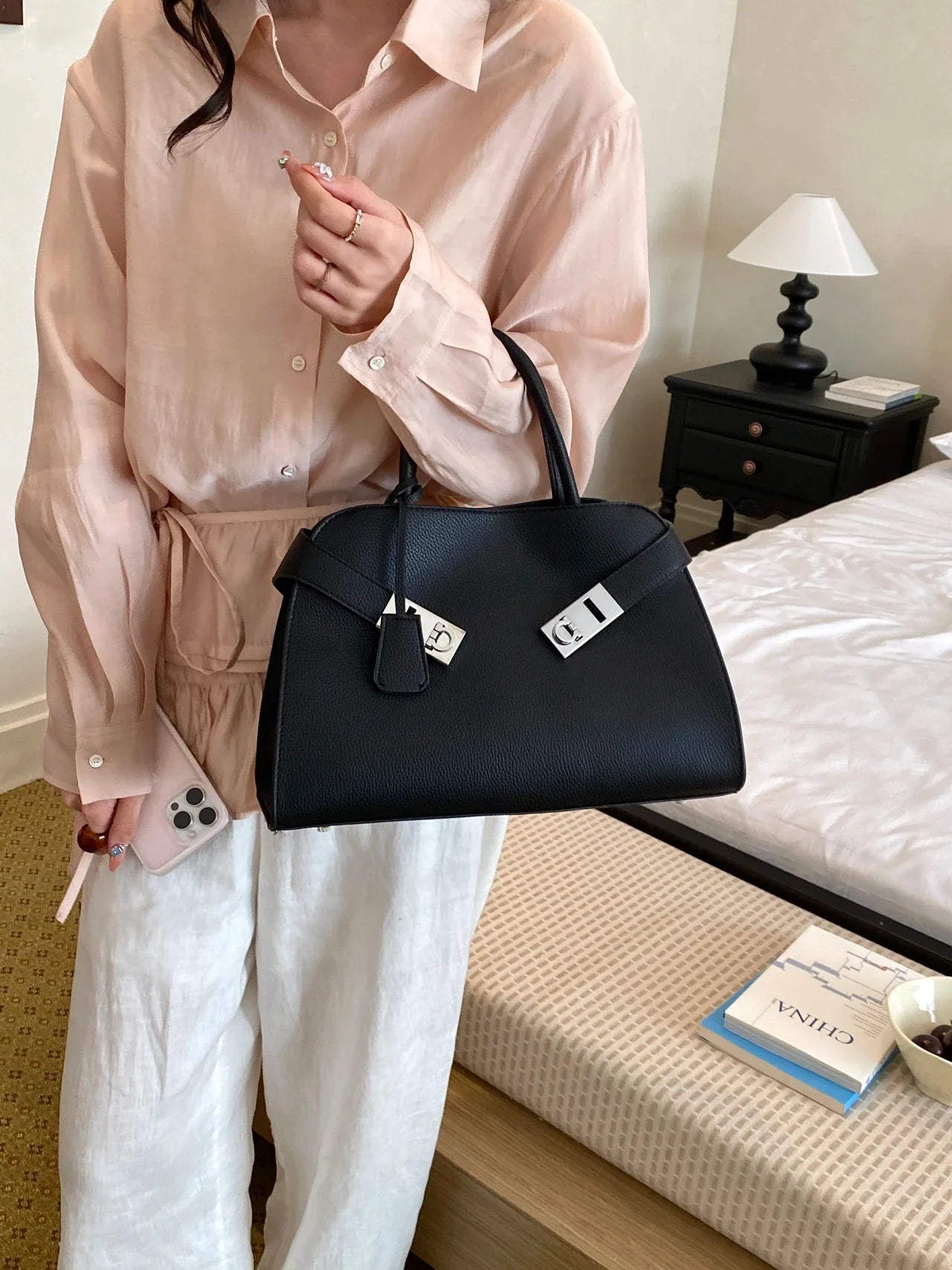 Luxury Brand Diaper Bag, Famous Designer Popular Classic Elegant, Leather Ladies Shoulder Messenger Purse
